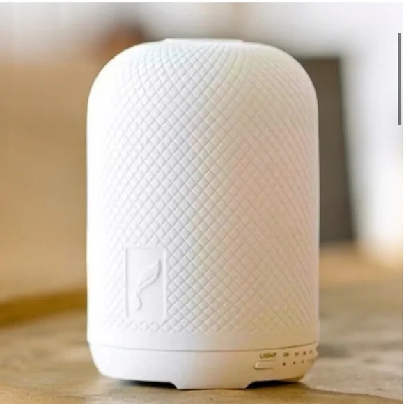 NIB Young Living Haven Ceramic Ultrasonic Oil Diffuser - Picture 9 of 9